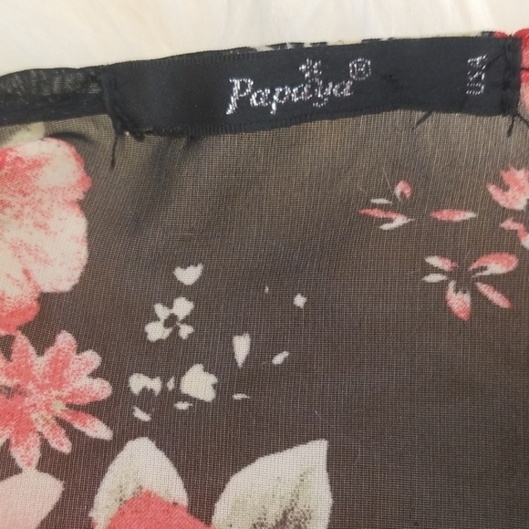 Papaya Black Floral Kimono - Picture 3 of 6